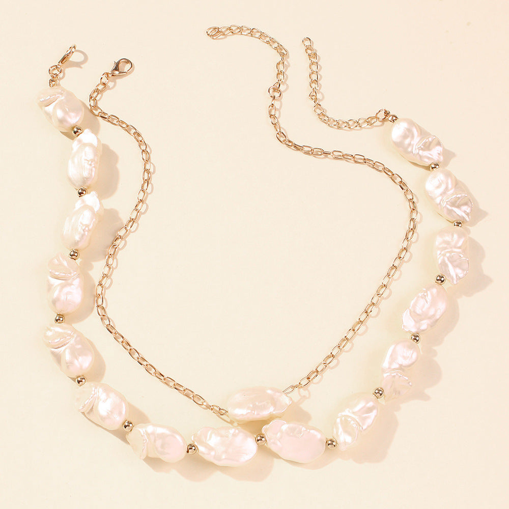 Holiday Style Irregular Pearl Necklace - Balochistan LLC  Product information： Style: Fashion OL Material: alloy + imitation pearl Type: Necklace Style: Women's Extension chain: 10cm or less Circumference: 21cm (inclusive)-50cm (inclusive) Color: golden Packing list: Ladies clavicle chain x1