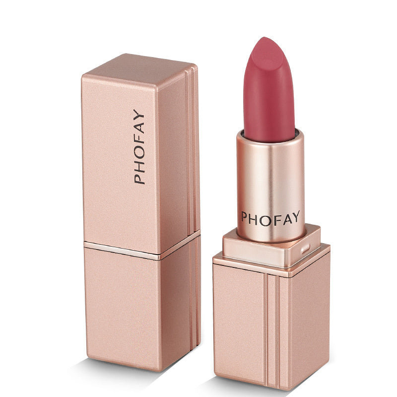 PHOFAY Matte Lipstick - Balochistan LLC  Net Weight: 3.5g Functions: Long-lasting, Waterproof SUGGESTED USAGE: Apply directly to clean and dry lips, moving back and forth to evenly distribute the color for charming lips.