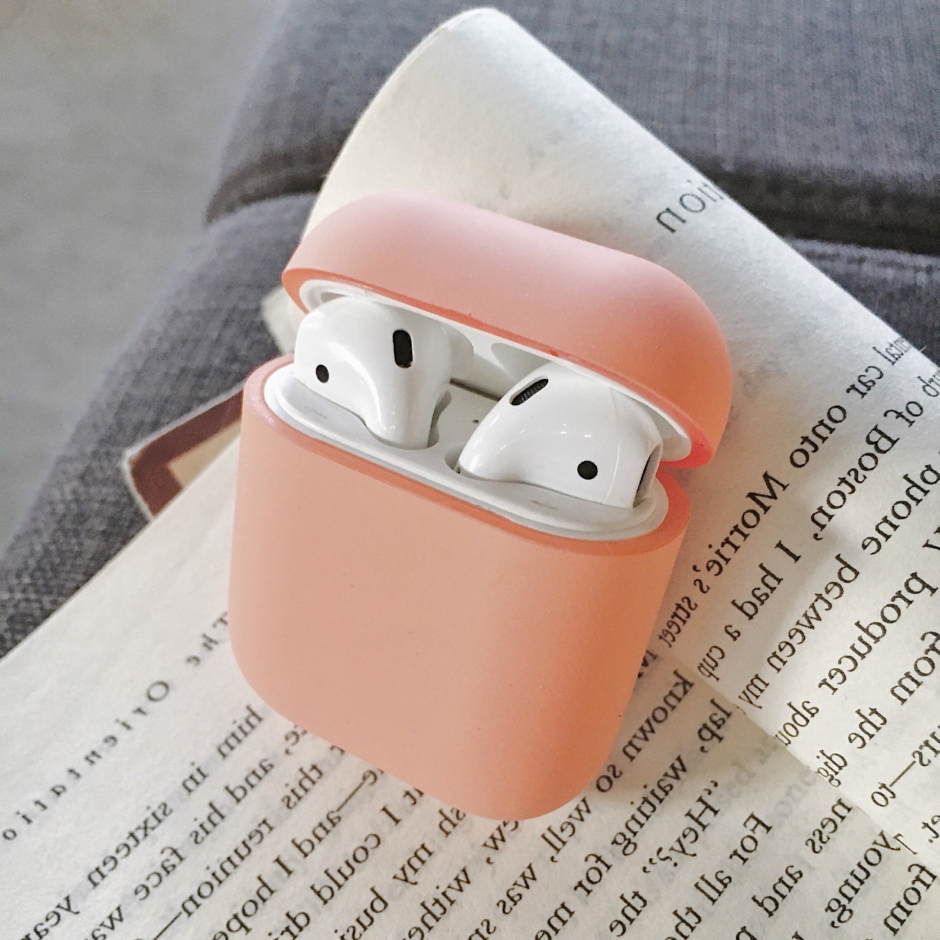 Compatible with Apple, Wireless Bluetooth Headset Case - Balochistan LLC  Note：Non-Apple branded products,Compatible with iPhone models Overview: Novel design Protect the headset Small and convenient Easy to carry Specification: Type: Airpods airpods1 / 2 Material: plastic Color: as shown Package Content: 1x Case