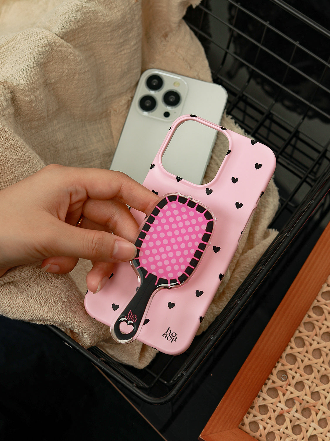 Phone Case New With Bracket Phone Case - Balochistan LLC 