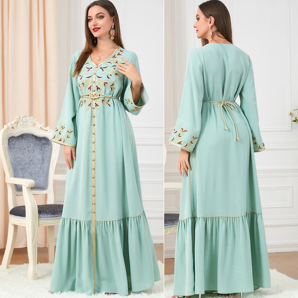 Women's Arabic Dress Embroidery Round-neck Long-sleeved Dress