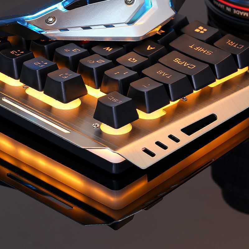 Wired gaming keyboard for notebook desktop - Balochistan LLC  Type: Wired suit Connection with computer: mouse wired, keyboard wired Keyboard interface: USB Working mode: photoelectric Photoelectric resolution: 3200dpi Features: Support backlight Product size: length 46cm, width 17cm, height 3.6c