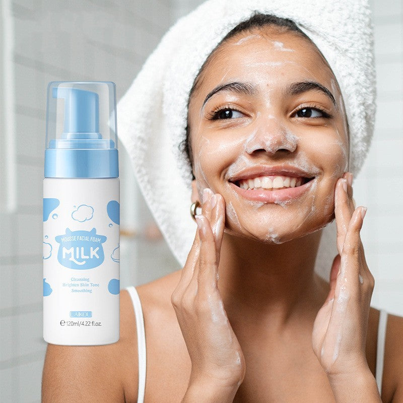 120ml Pore Cleaning Skin Care Product - Balochistan LLC  Product information : Net content: 120ml(g/ml) Cosmetic efficacy: deep cleaning Product specification: 120ml (for export products, domestic sales are prohibited, and purchase is equivalent to this disclaimer by default). Ingredients: water, hyaluronic acid Size Information: Packing list: Pore cleaning skin care products *1